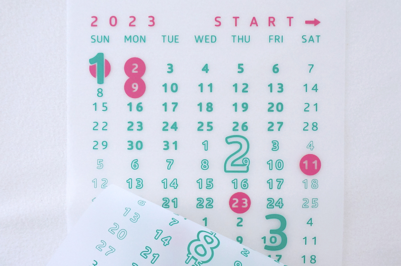 2023年版kototoiカレンダー（ハミングバード／緑×ピンク）